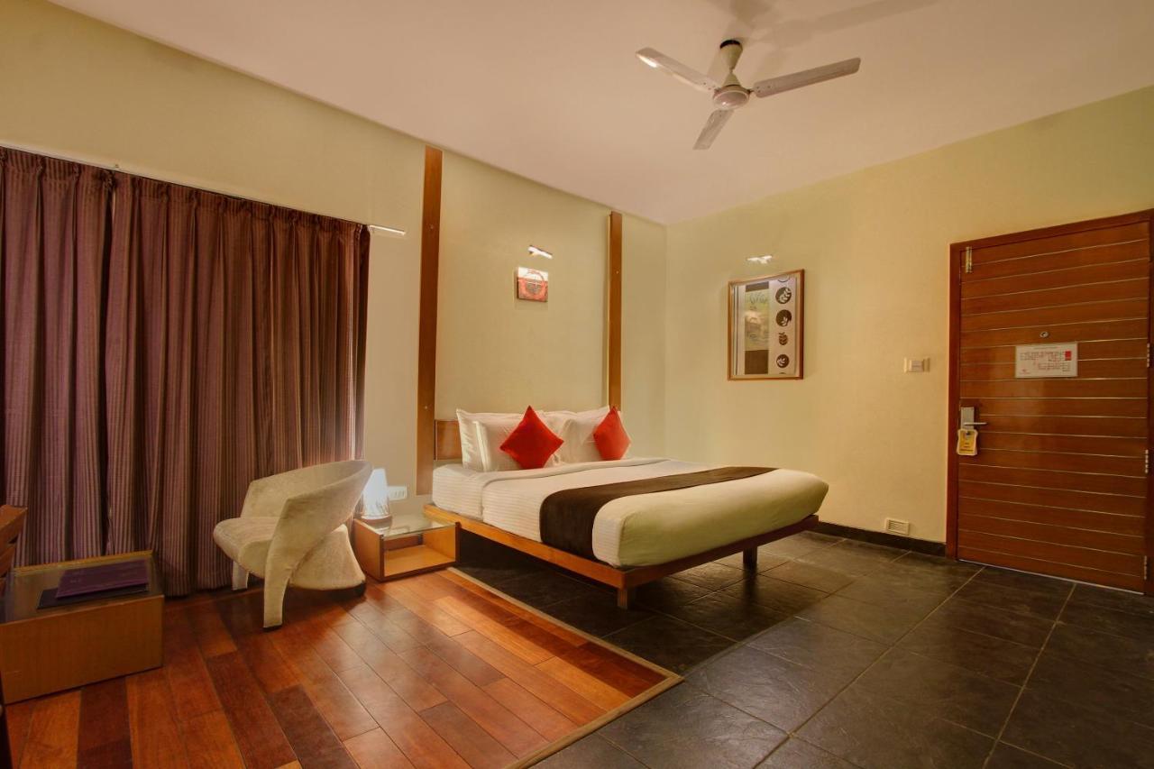 Capital O 16165 Cartier Hotel Bangalore Luaran gambar