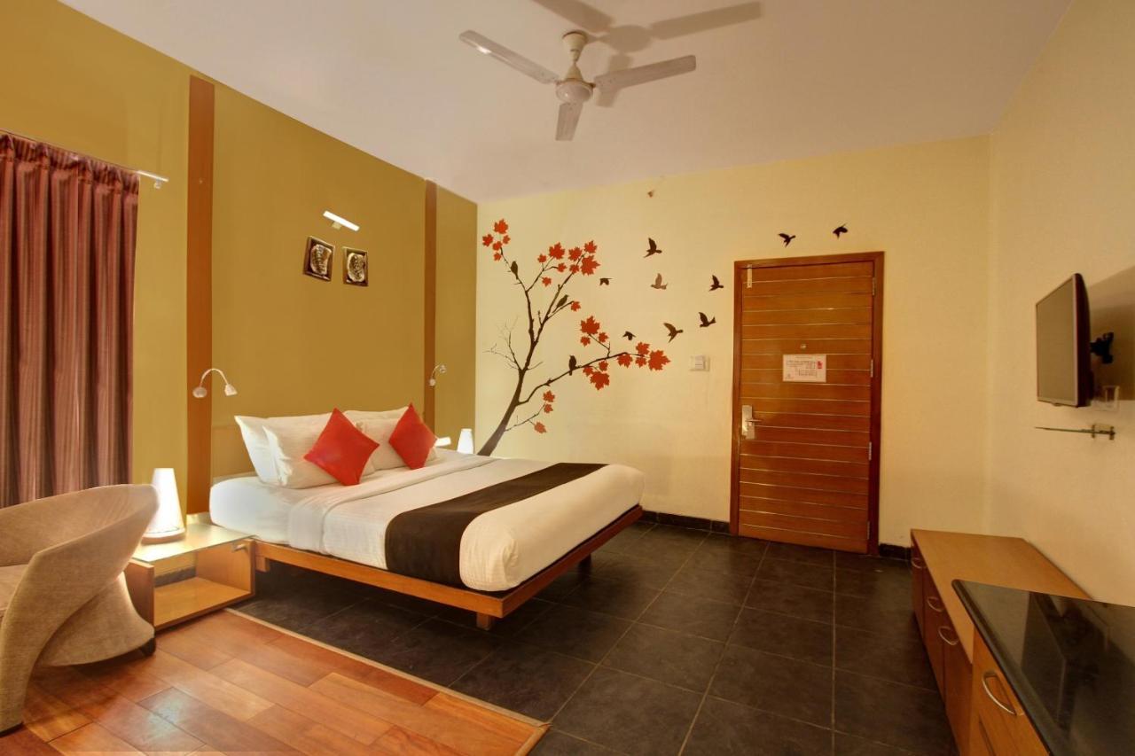 Capital O 16165 Cartier Hotel Bangalore Luaran gambar